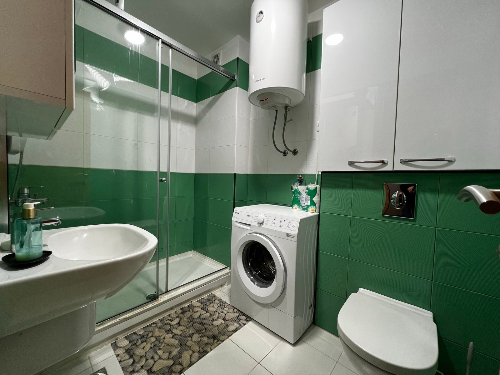 62ed25bf-b1a1-4169-8362-45784b6a888e_1_102_o